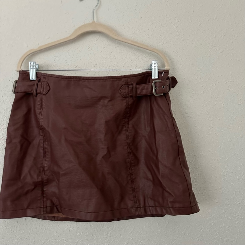 SOLD - Picture 4 of 9